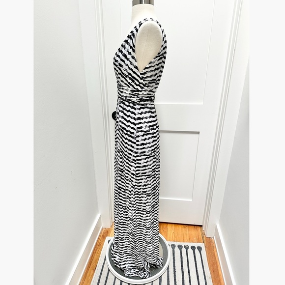 TART Summer Knit Maxi Dress - Picture 4 of 13